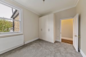 Bedroom- click for photo gallery